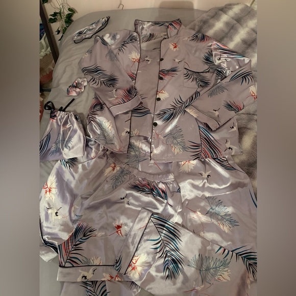 Pajama Set - Picture 3 of 3